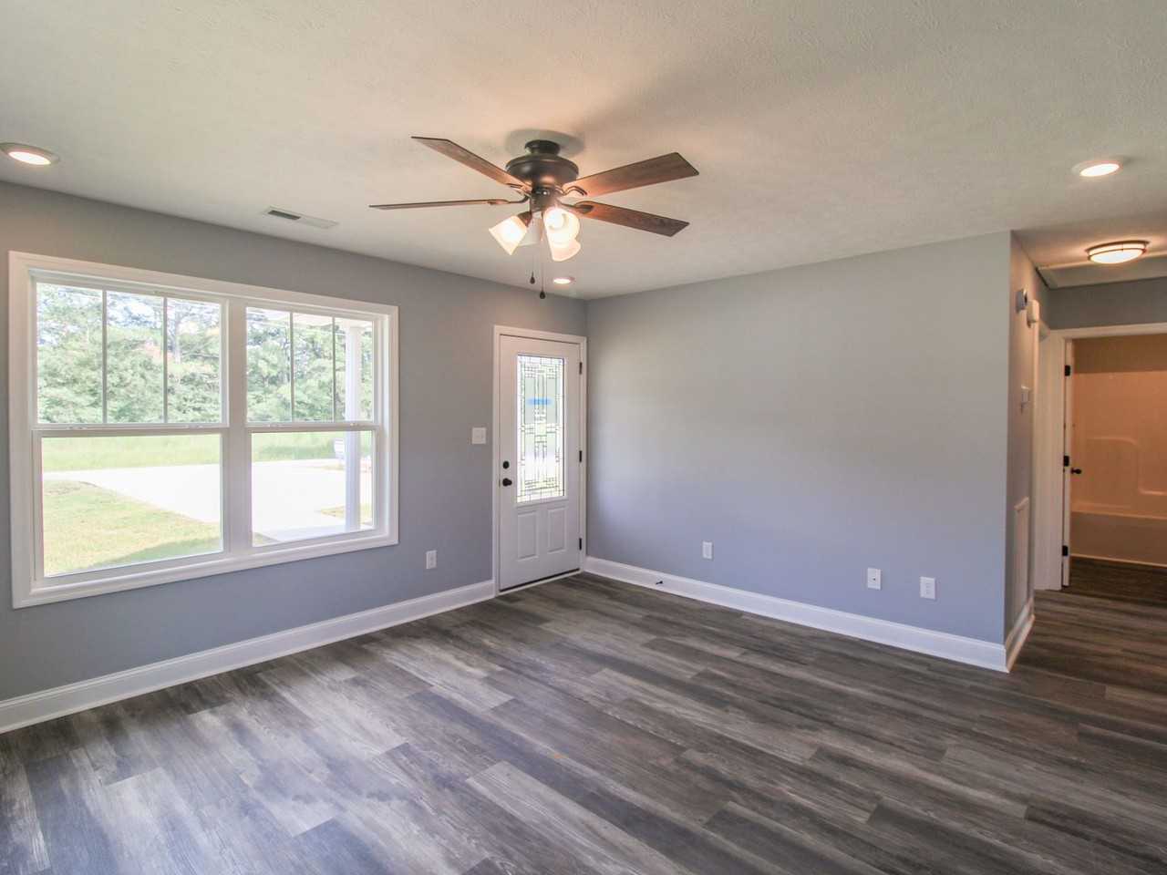 19823 Shady Acres Cir - Photo 4 of 25