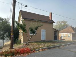 featured image of 1112 Delta St