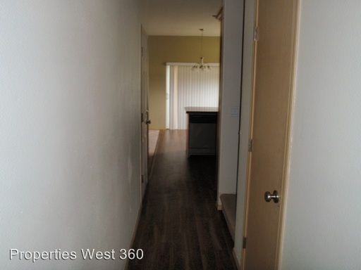 2833 NE Stapleton Rd - Photo 2 of 8