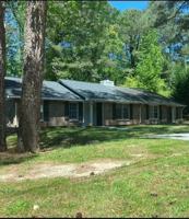 featured image of Belle Dr