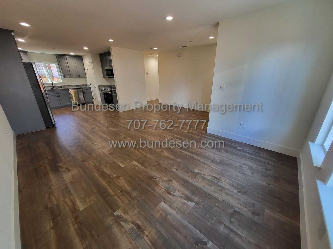 411-413 6th Street - Photo 2 of 24