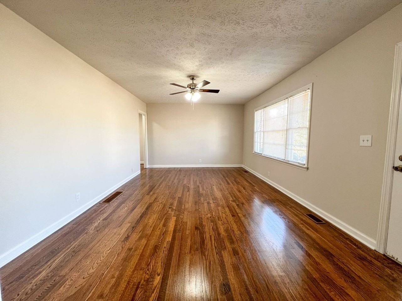 1259 Old Peachtree Rd - Photo 4 of 21