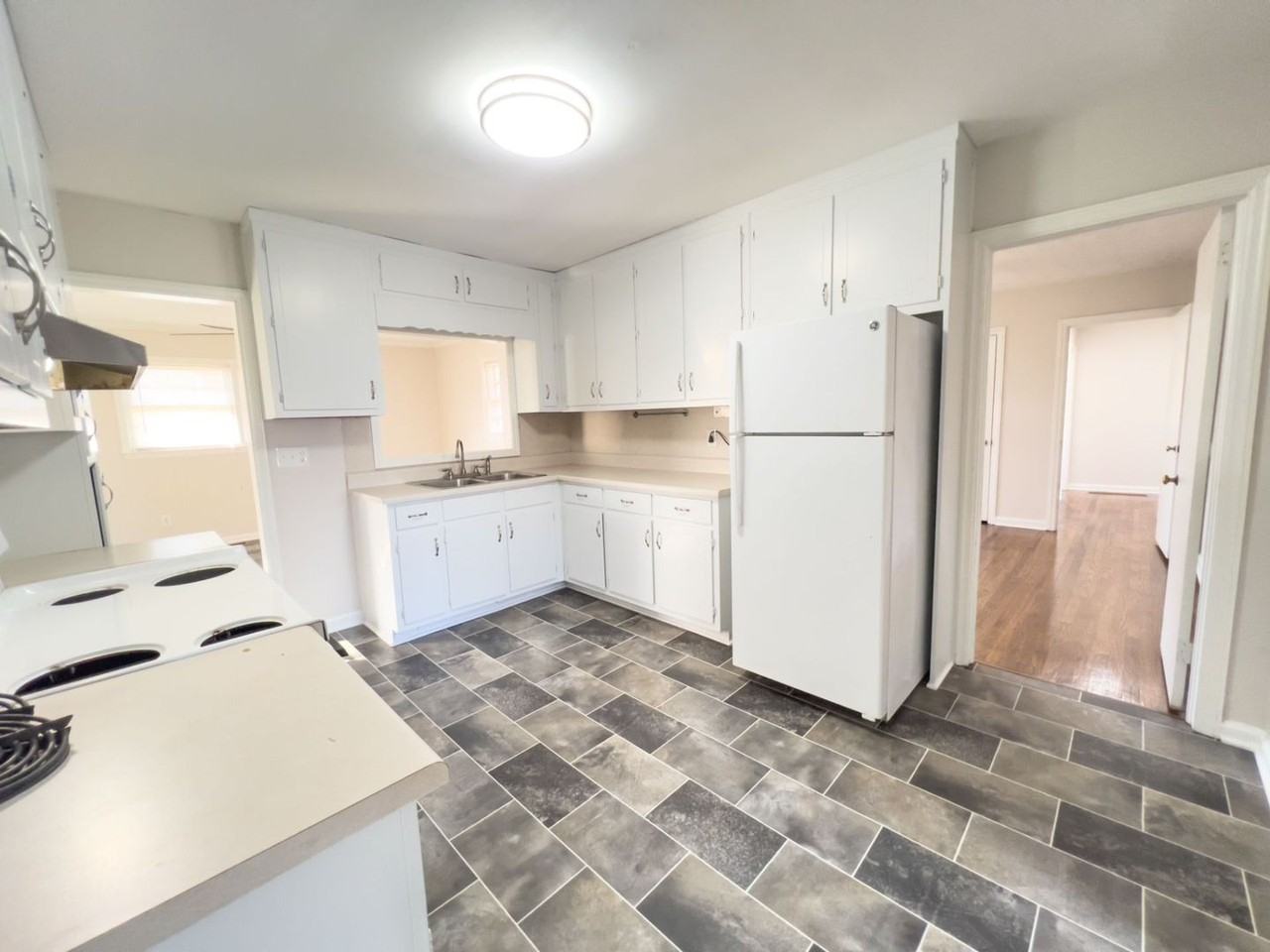 1259 Old Peachtree Rd - Photo 6 of 21