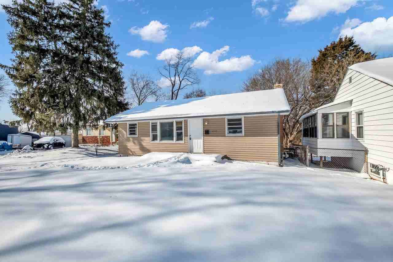 4313 Rickey Dr - Photo 4 of 23