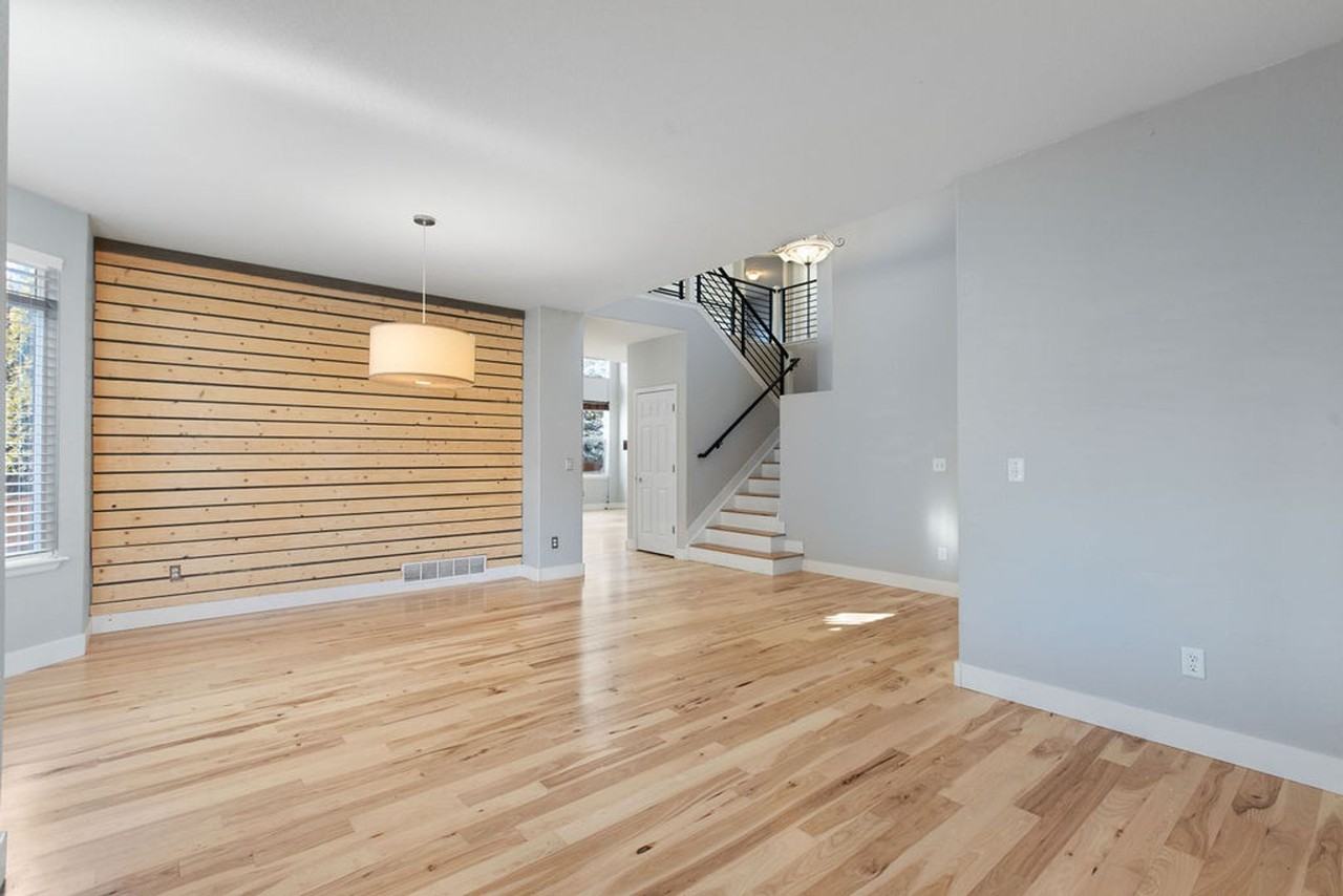 6433 Garrison Ct - Photo 6 of 42