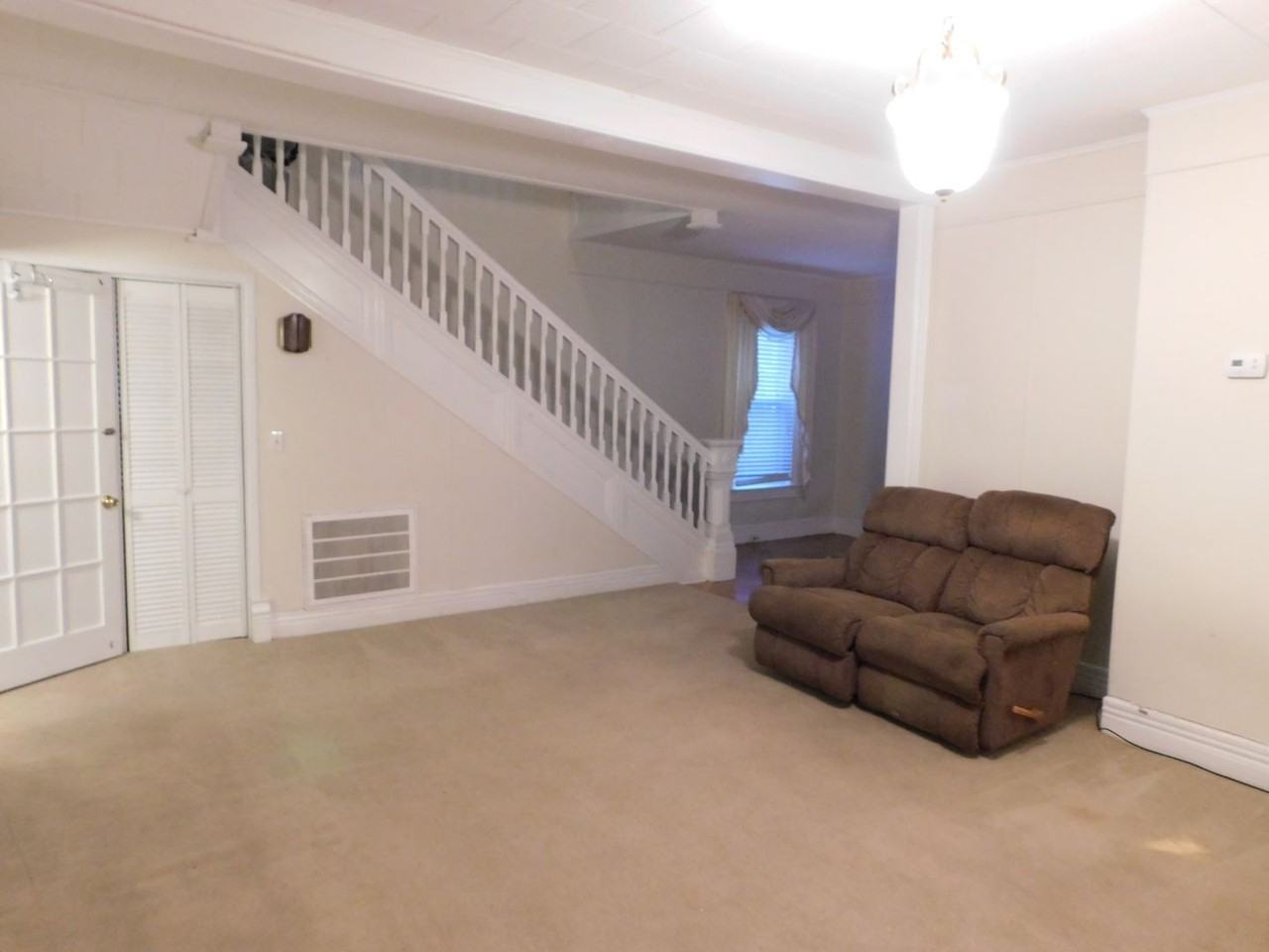 509 N Road St - Photo 2 of 22