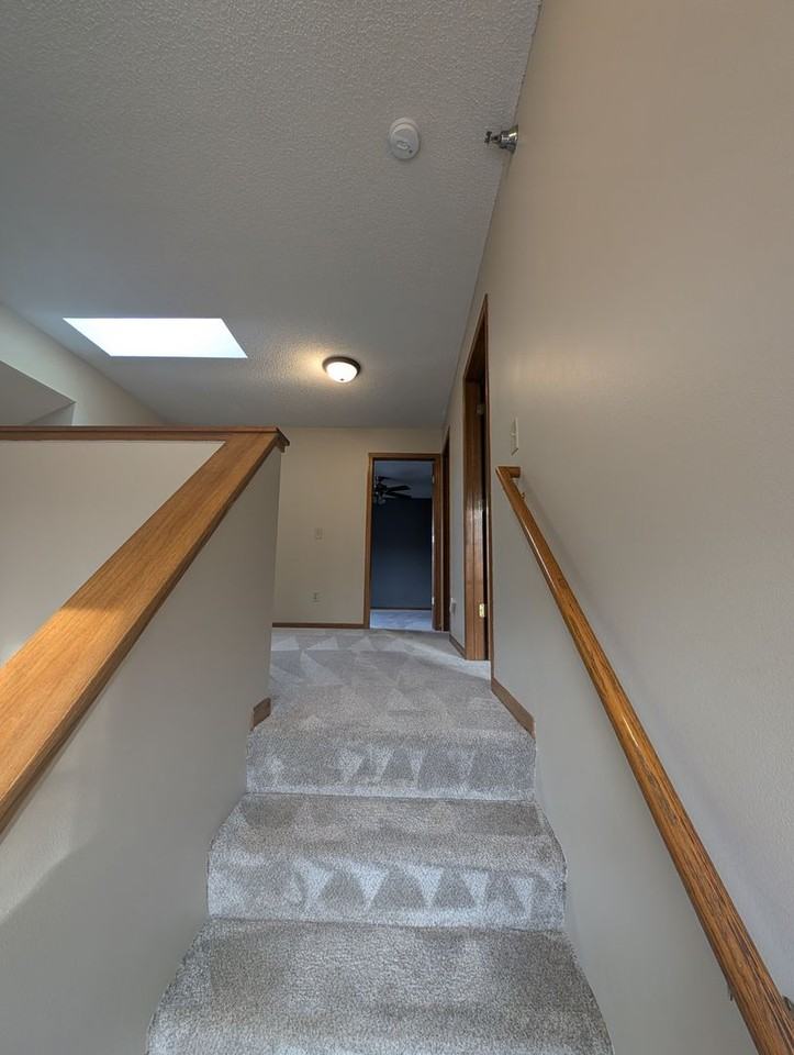 2583 Bedford Ct - Photo 7 of 22
