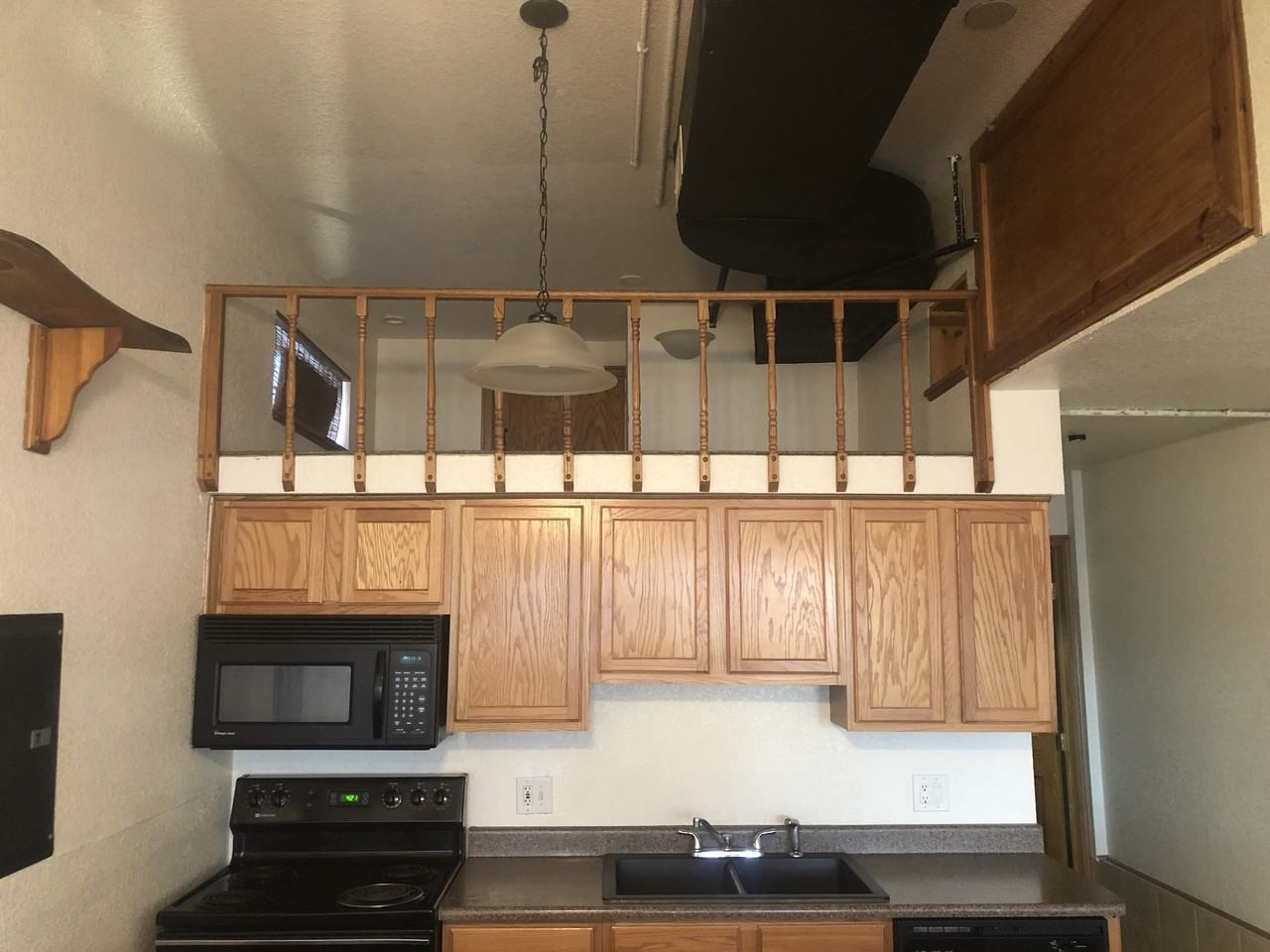 1350 Anita Street - Photo 2 of 8