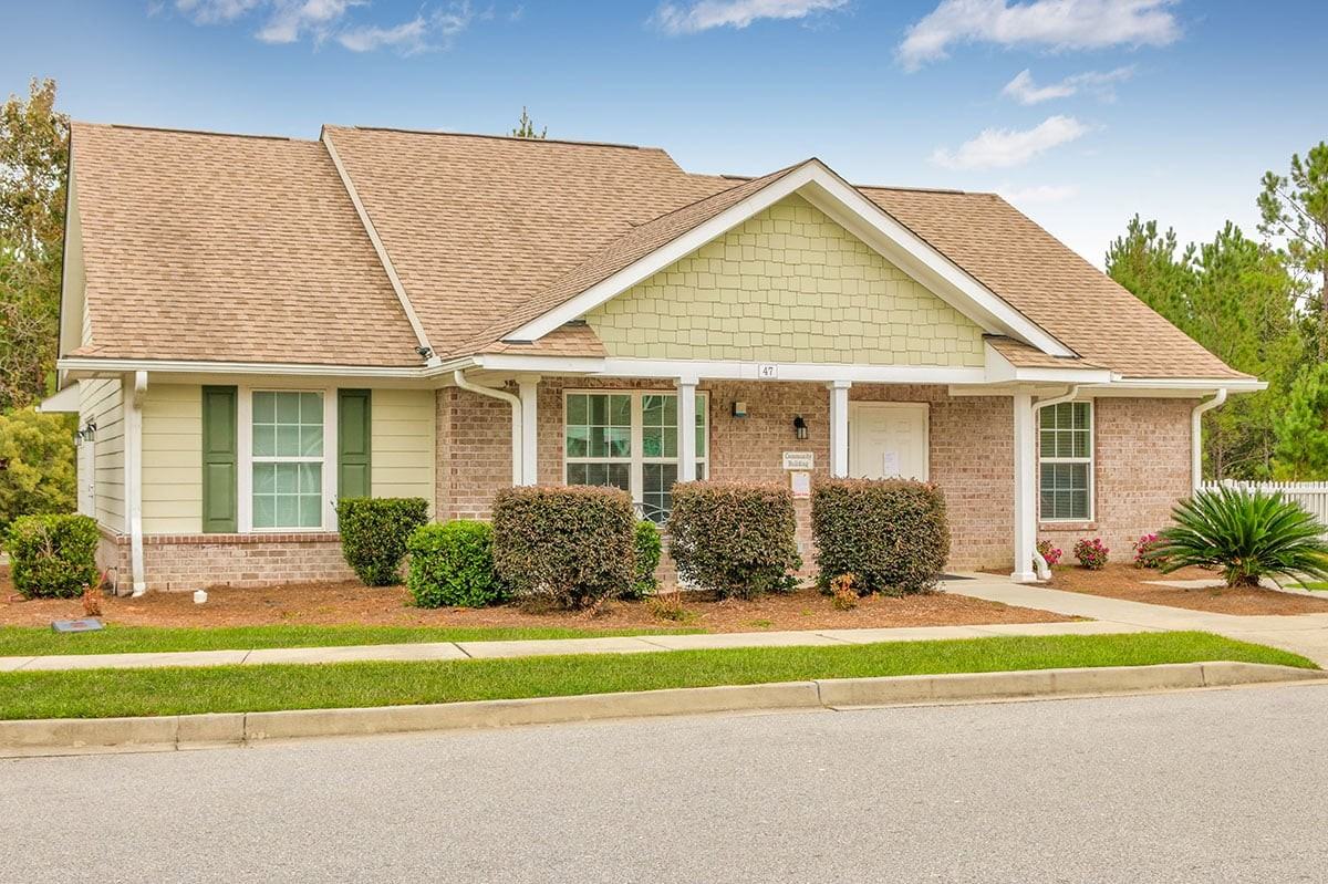 Jenny Greene - Photo 6 of 26