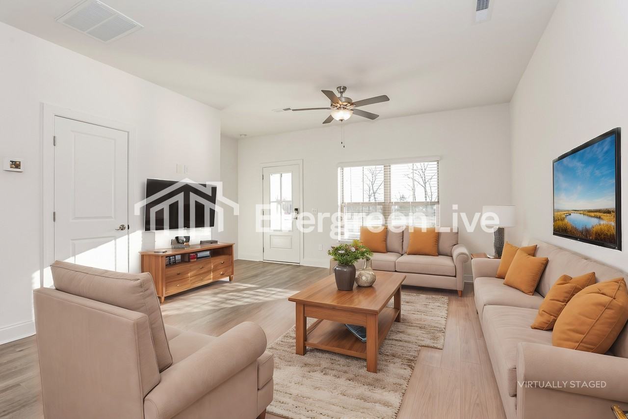 736 Elkins Dr - Photo 7 of 23