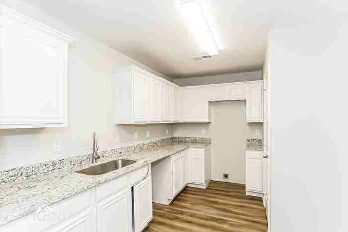 308 Ezekial Ave - Photo 2 of 18