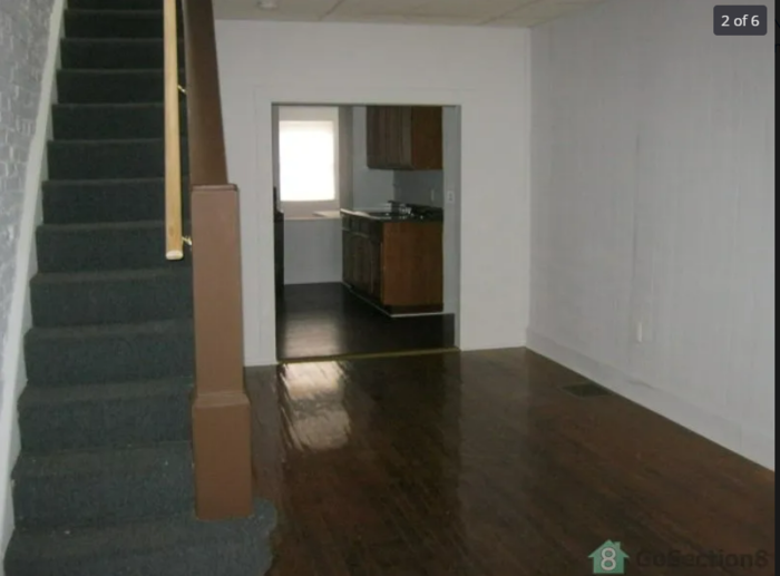 199 N Decker Ave - Photo 3 of 6