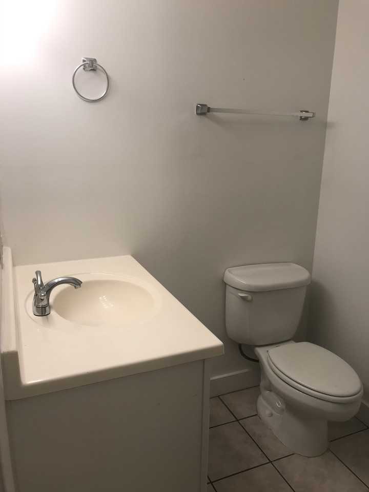 1527 Union Ave #100 - Photo 2 of 12