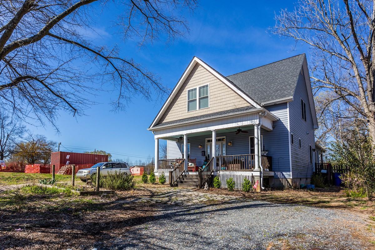 313 Idlewild Ave #313 - Photo 4 of 26