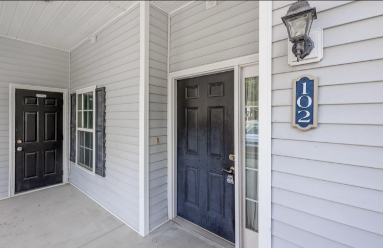 5034 Belleglen Ct #102 - Photo 2 of 13