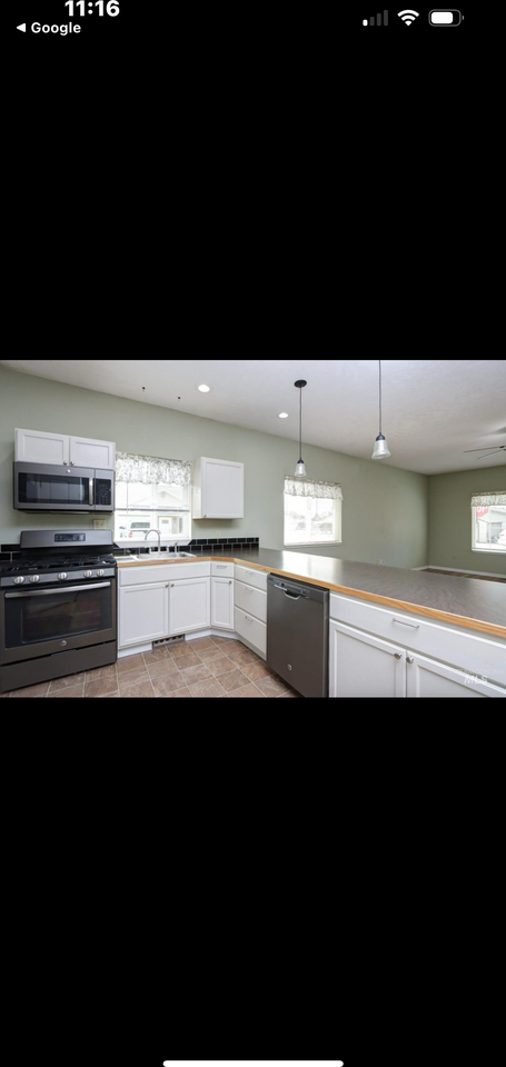 440 Riggs Ave #NA - Photo 3 of 10