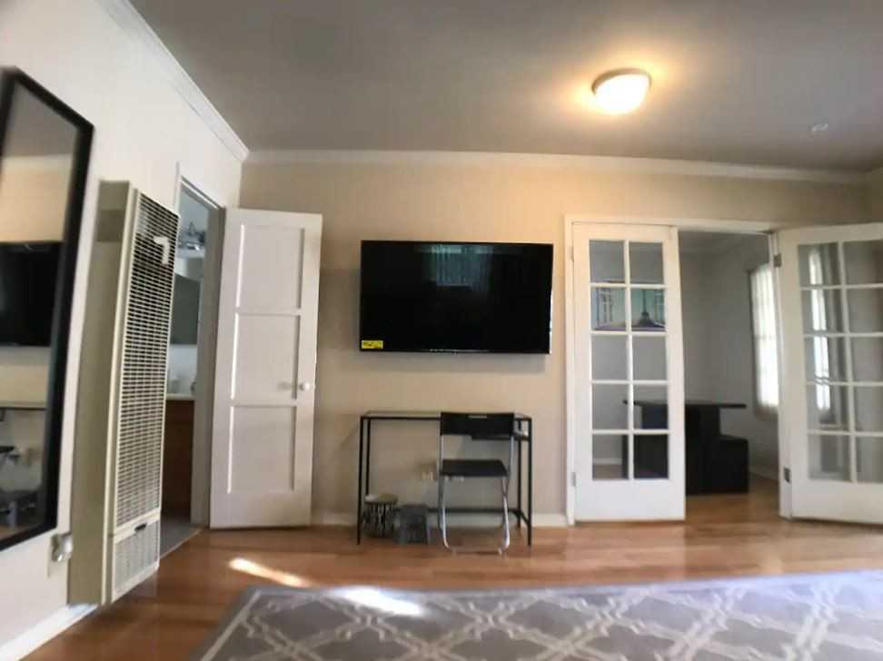 710 E Sunrise Blvd #1-2 - Photo 3 of 24