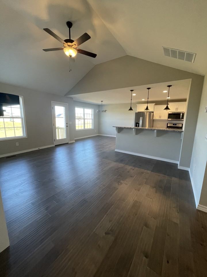 5635 W Mangrove St #NA - Photo 3 of 12