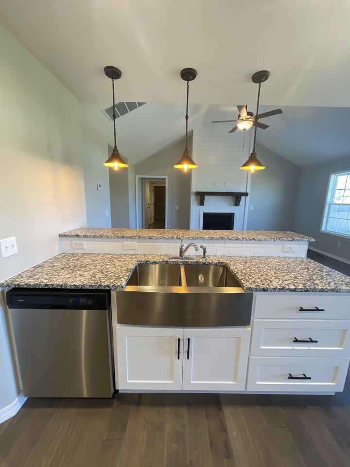 5635 W Mangrove St #NA - Photo 5 of 12