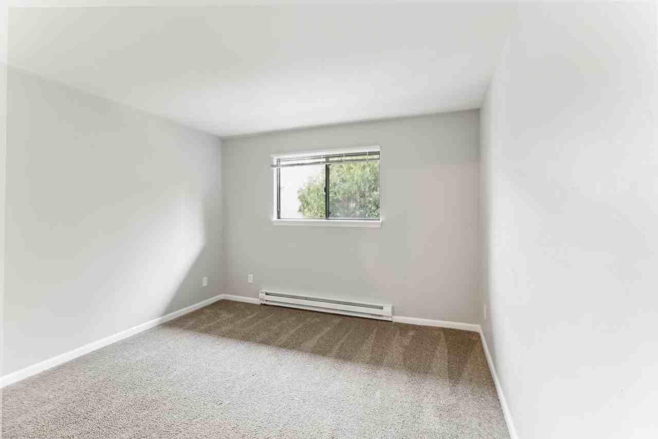 Country Meadows Apartments - Photo 6 of 50