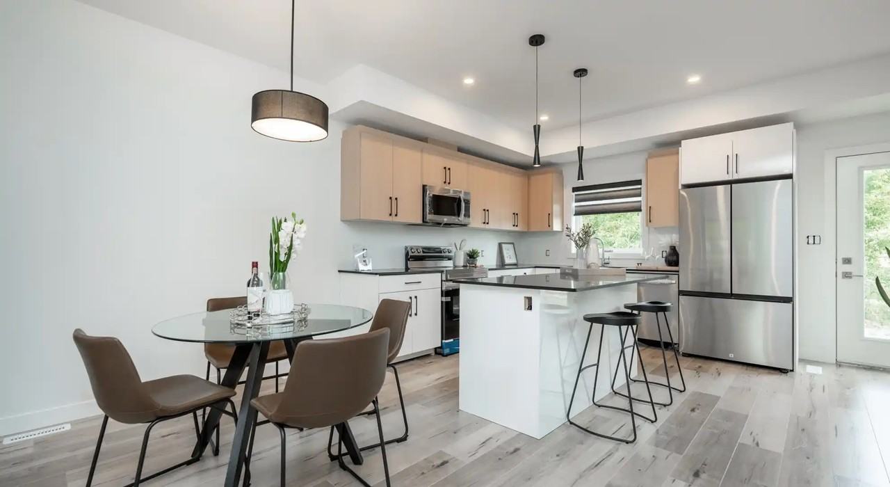 1503 Magnus Avenue - Photo 3 of 8