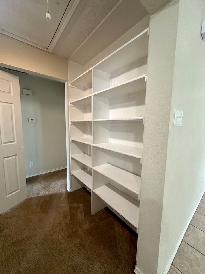 Spacious 1 - Photo 6 of 18