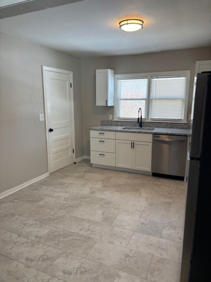 10607 Richmond Ave - Photo 5 of 16