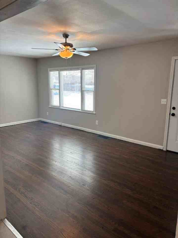 10607 Richmond Ave - Photo 6 of 16