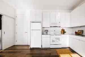 featured image of 1130 N Harvey Ave