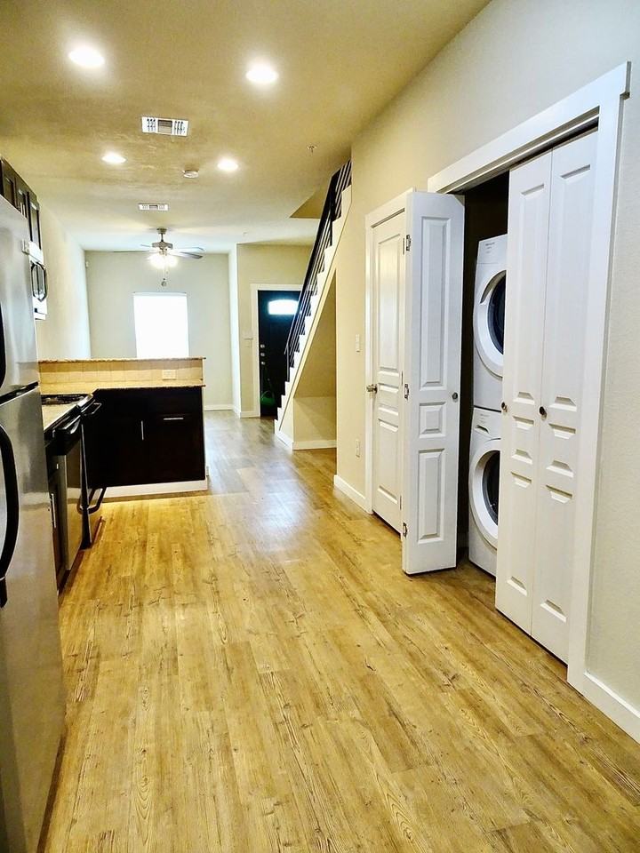 Bear Spot - Photo 4 of 10