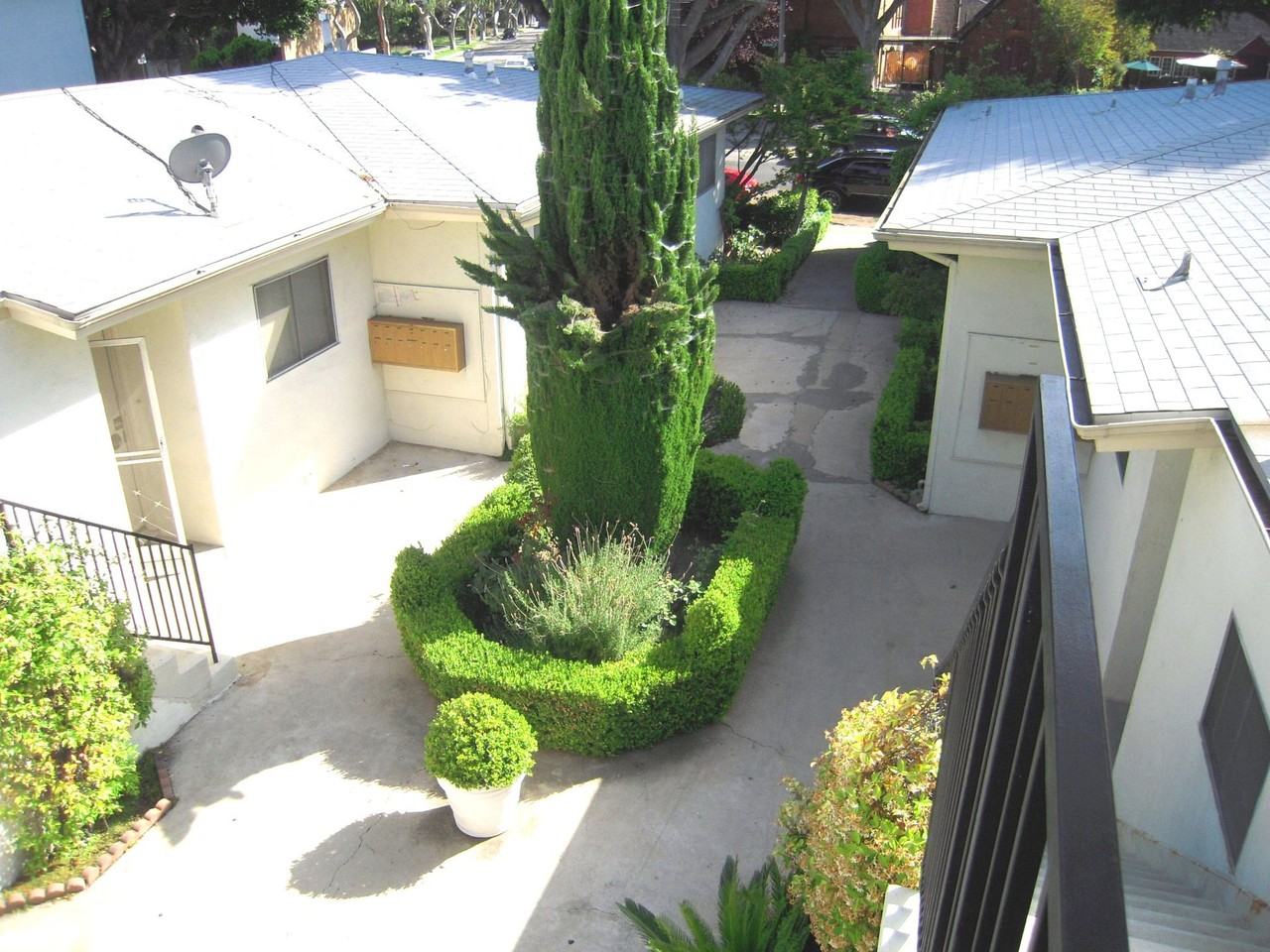 o4430 - Photo 3 of 6