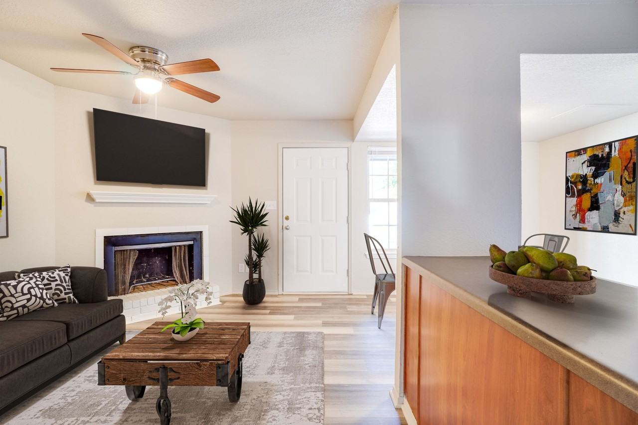 Forrest Brook Apartments - Photo 3 of 38