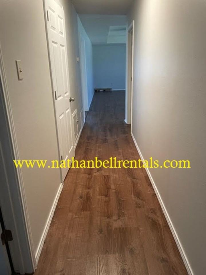 510 E Fairview St - Photo 6 of 13