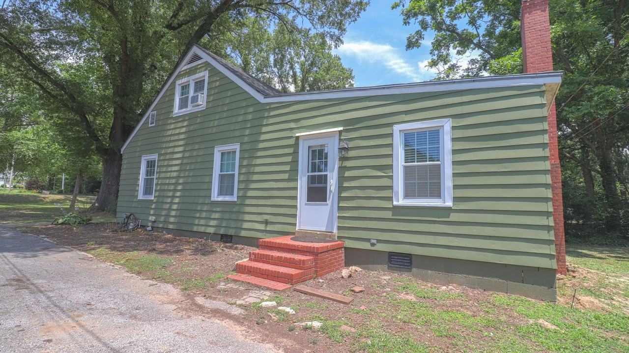 1020 W Main St - Photo 7 of 24