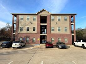 Bellwood Lake Apartments - Photo 1 of 1