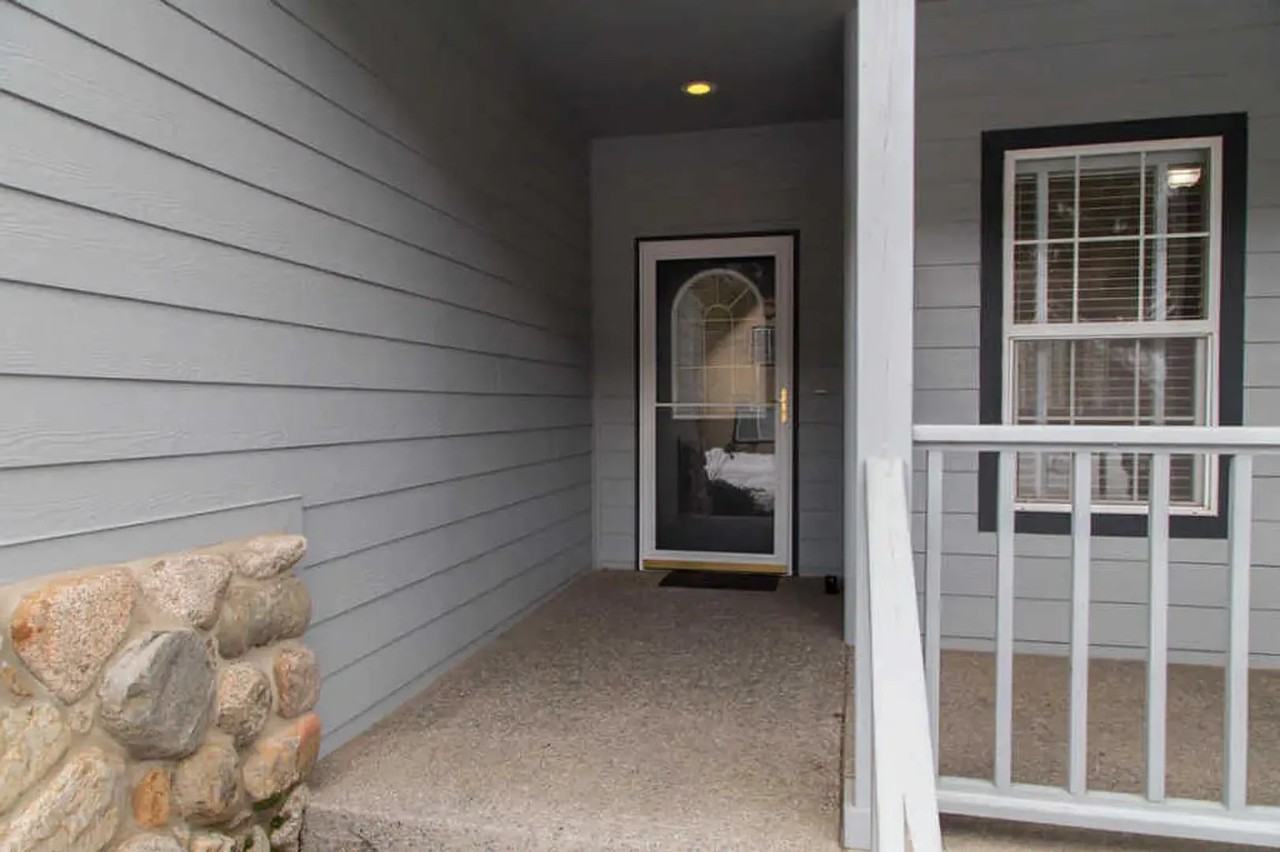 2867 N White Pines Dr - Photo 4 of 25