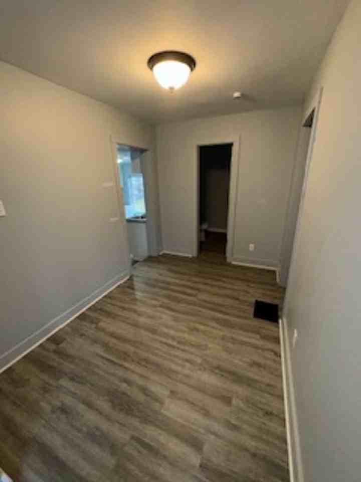 3513 Little Creek Rd - Photo 5 of 9