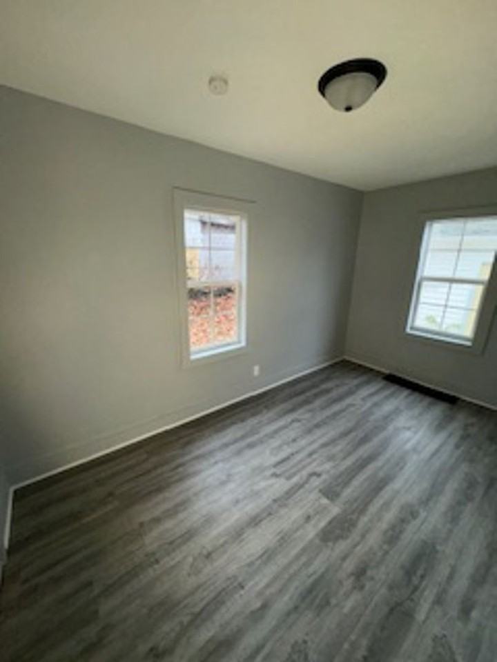 3513 Little Creek Rd - Photo 7 of 9