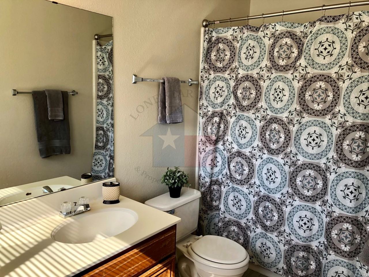 2712 Chameleon Dr - Photo 7 of 10