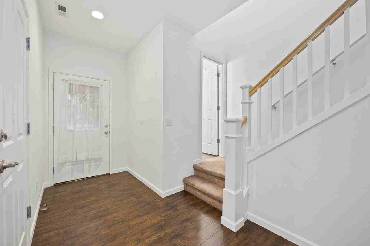 13016 114th Avenue Ct E - Photo 5 of 44