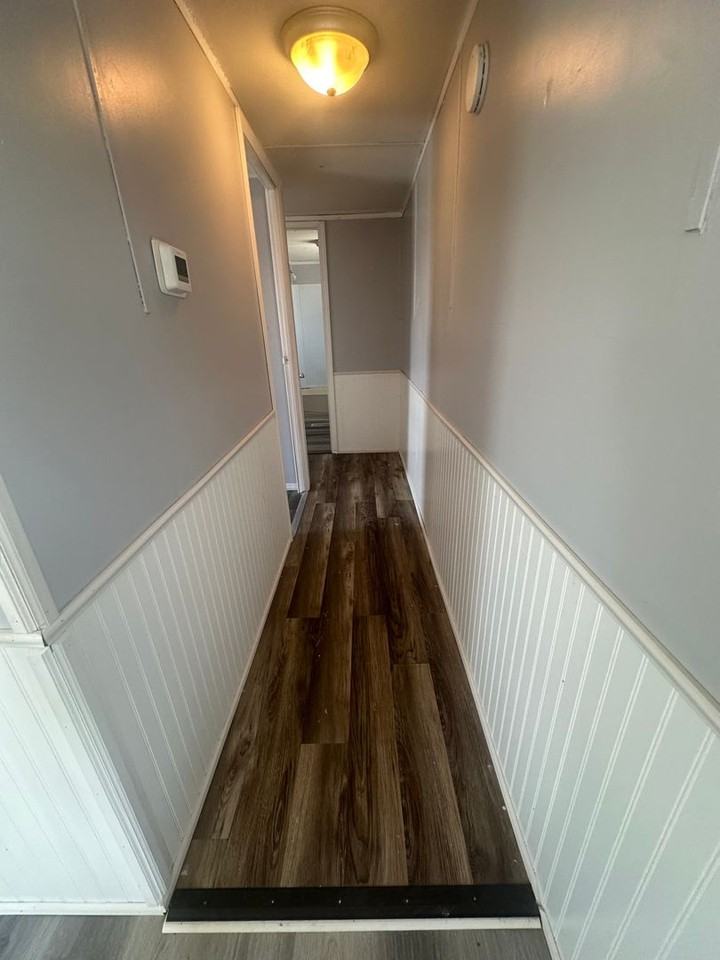 528 Constitution Dr - Photo 3 of 14