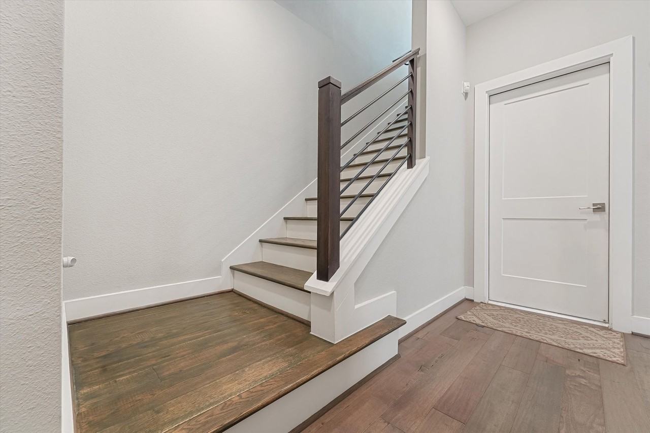 707 Apogee Trl - Photo 5 of 23