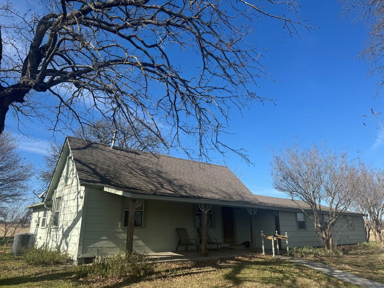 1690 Lazy Bend Rd - Photo 2 of 7