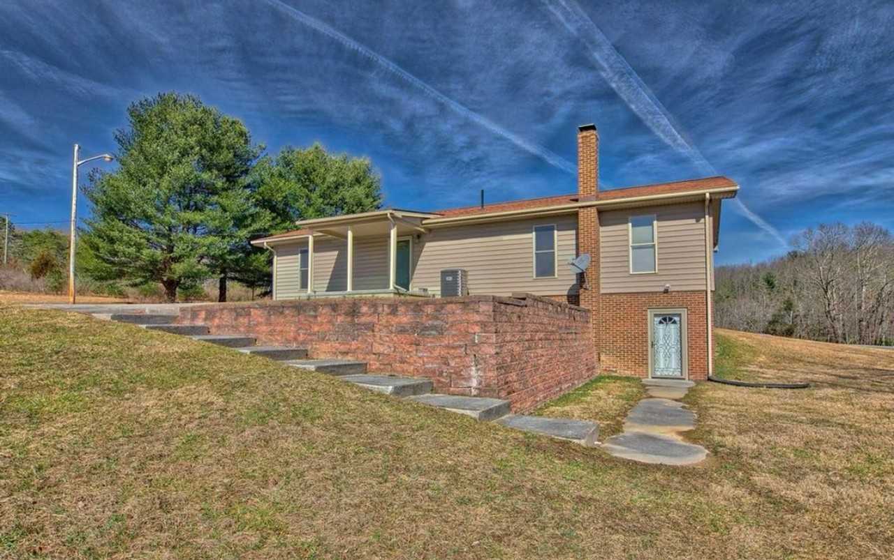 3089 Pandapas Pond Rd - Photo 4 of 25