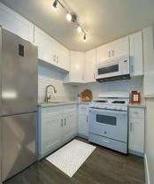 5464 Yarmouth Ave - Photo 1 of 1