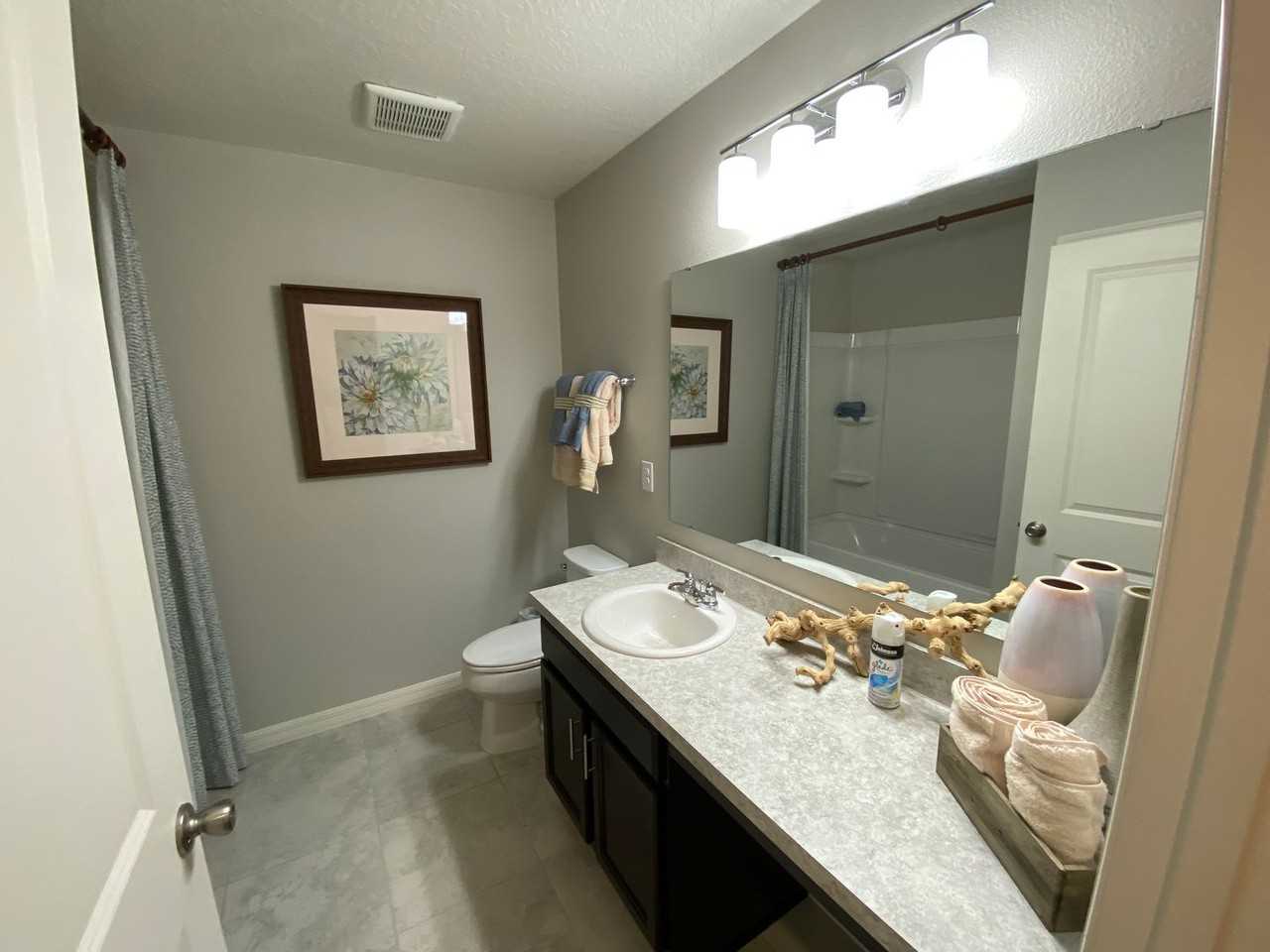 1037 Augustus Dr - Photo 3 of 18