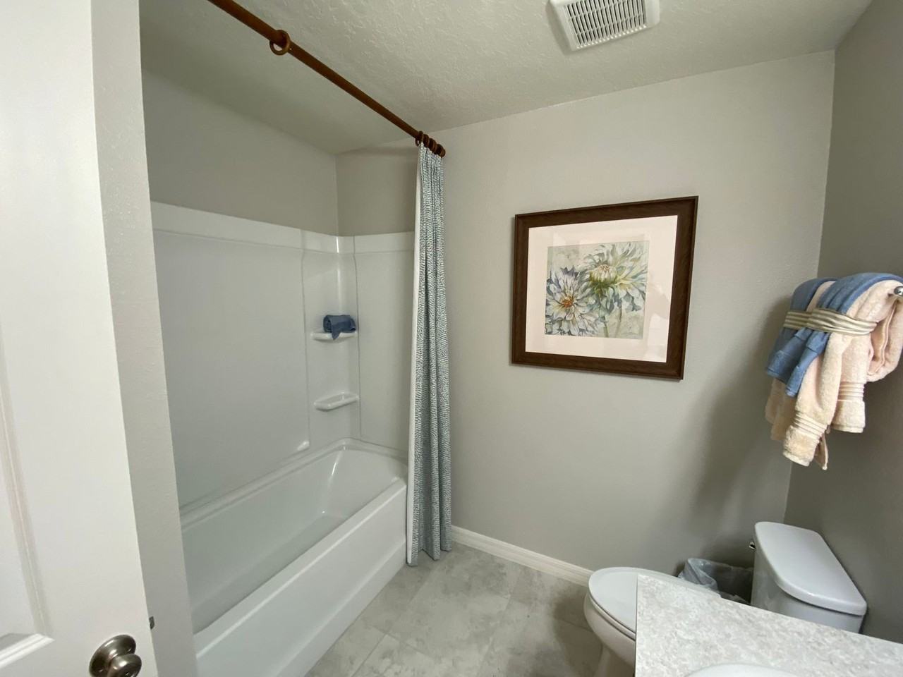 1037 Augustus Dr - Photo 4 of 18