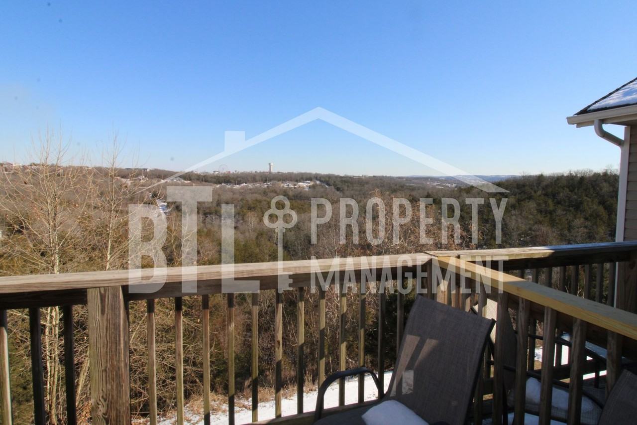 2905 Vineyards Pkwy #5 - Photo 5 of 32