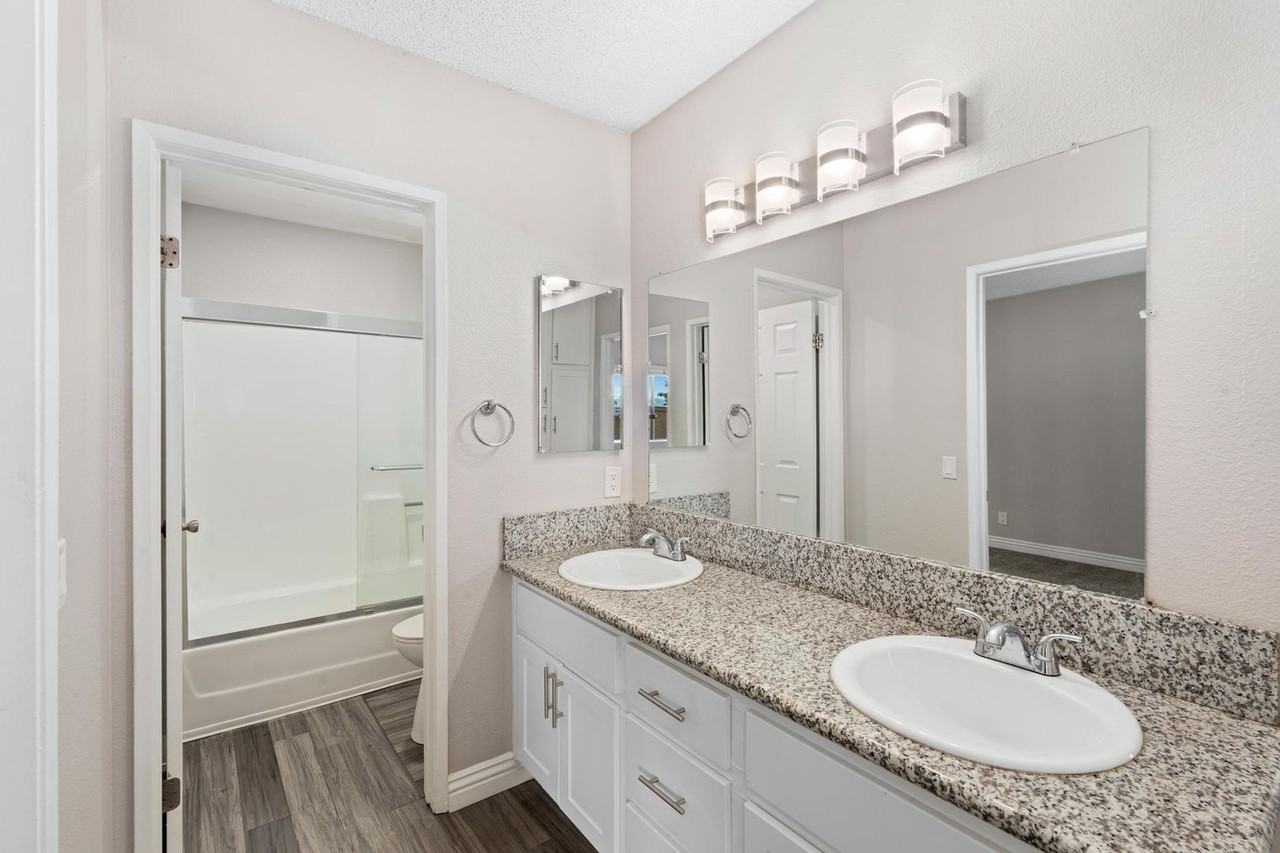 Campus Village Apartments - Photo 6 of 14