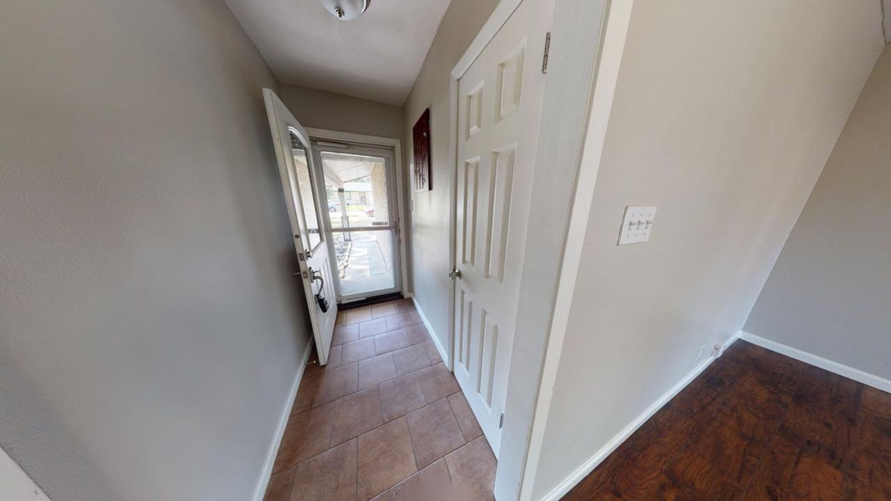 615 Buckskin Dr - Photo 3 of 23